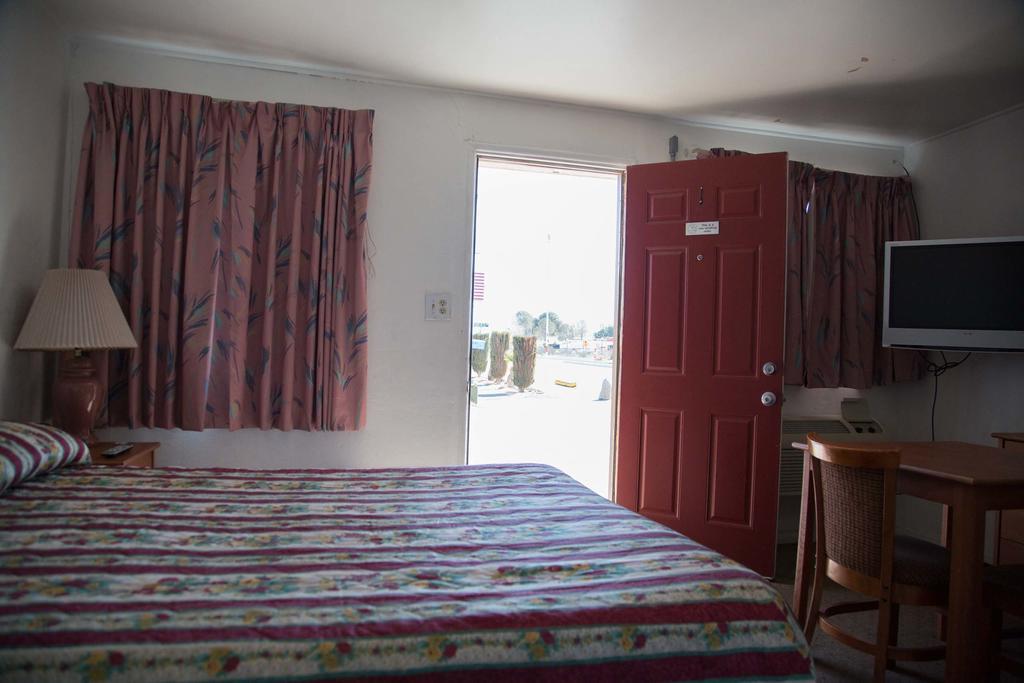 Boron Motel Εξωτερικό φωτογραφία