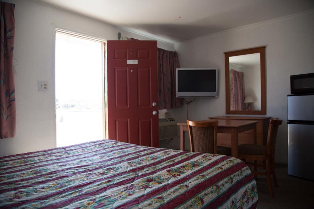 Boron Motel Εξωτερικό φωτογραφία